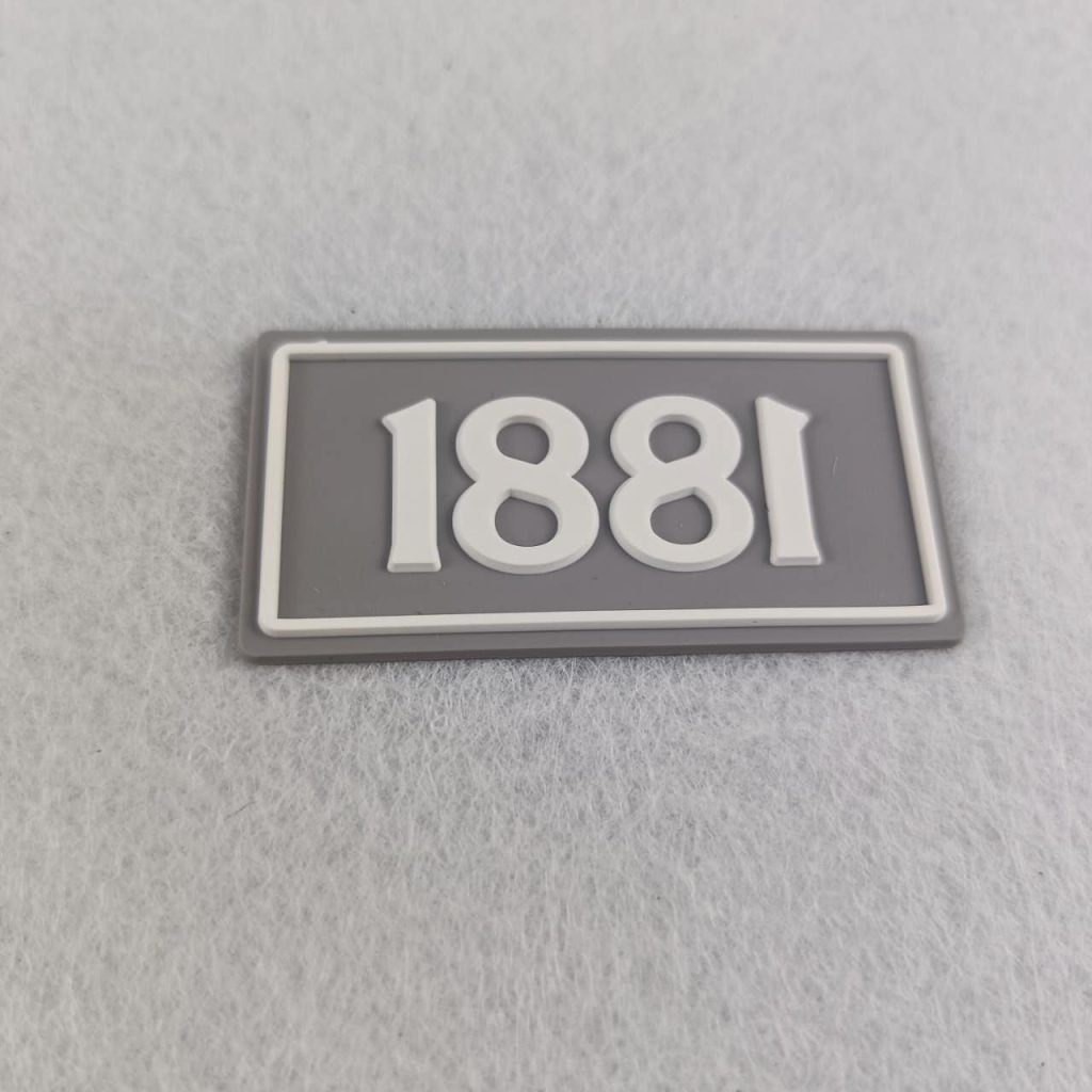 3D mould silicone iron on patches 3D mould silicone iron on patches