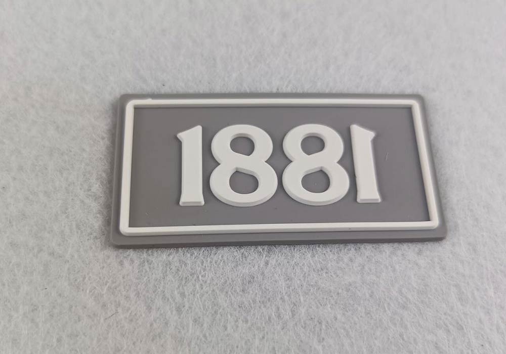 Silicone mold iron-on patches guide